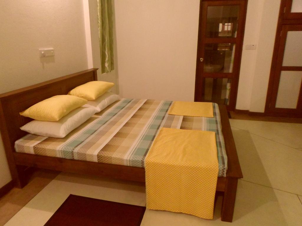 Nilas Guesthouse Hikkaduwa Bilik gambar