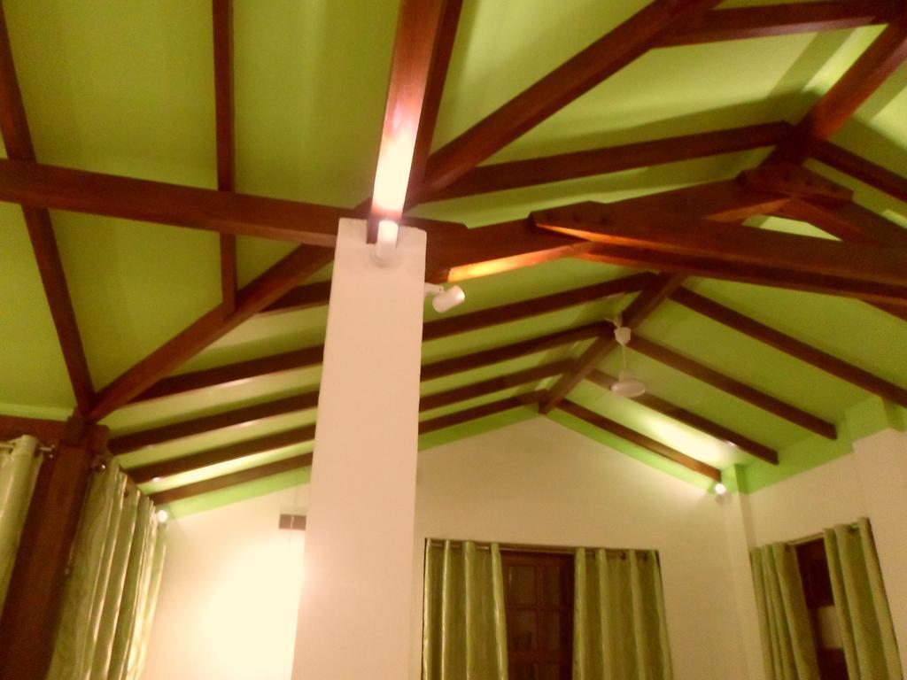 Nilas Guesthouse Hikkaduwa Bilik gambar