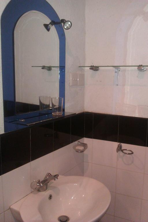 Nilas Guesthouse Hikkaduwa Bilik gambar
