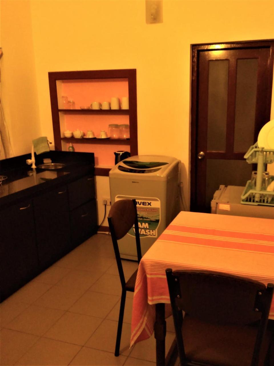 Nilas Guesthouse Hikkaduwa Luaran gambar